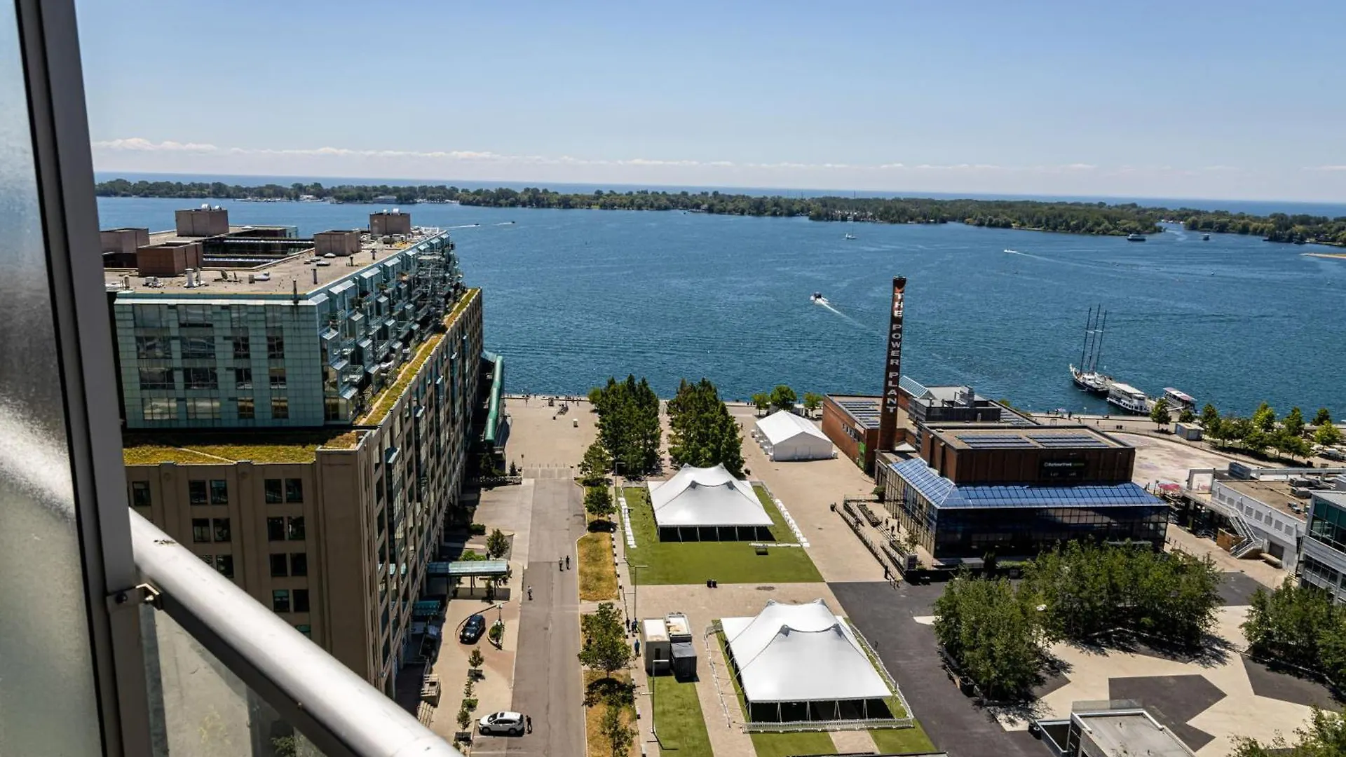 Waterfront Queens Quay West Toronto 0*,