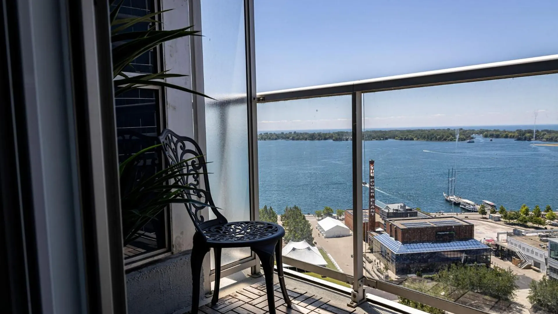 Waterfront Queens Quay West Toronto Apartmán
